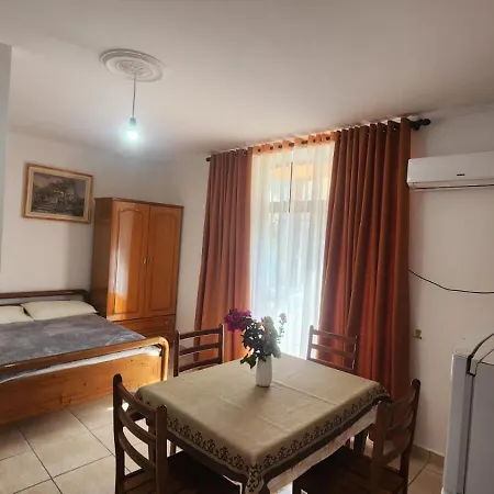 Vila Hodo Guesthouse *